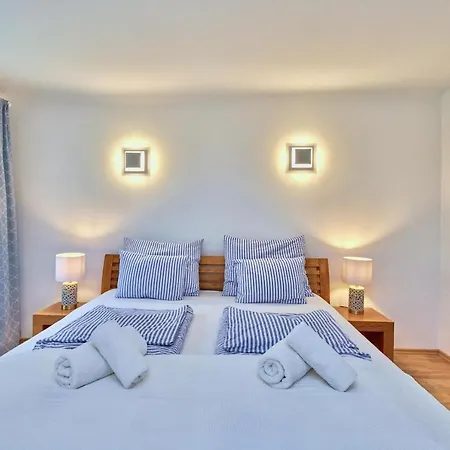 Altstadt Mit Sauna * ملك